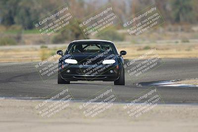 media/Sep-20-2025-Extreme Speed (Sat) [[1fcc23683c]]/Orange (Mid Intermediate)/Session 1 (Sunset)/